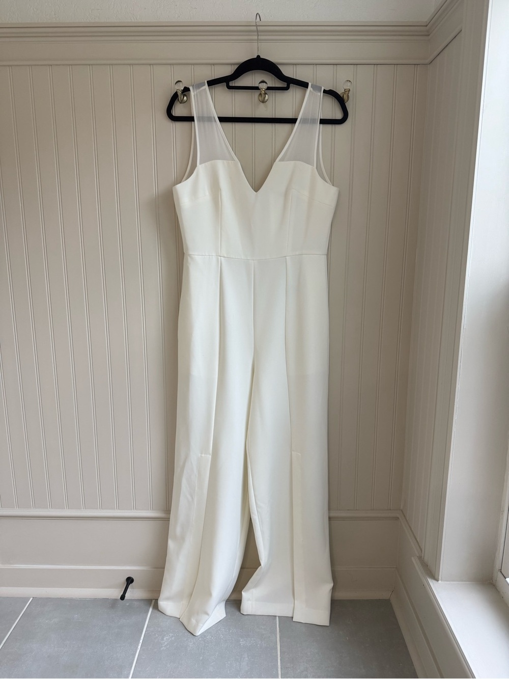 BCBG MAXAZRIA White Jumpsuit size S